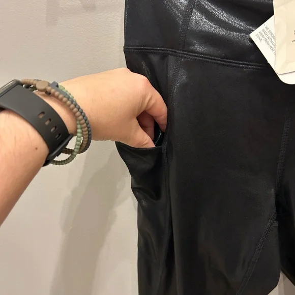 NWT 🍃 Fabletics Black Faux Leather Leggings Shiny Black Fog foil - size XS / 4 - Picture 7 of 12